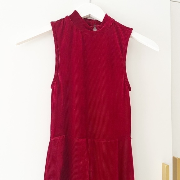 BNWOT Velvet Torch Ribbed High neck jumpsuit - Picture 4 of 7